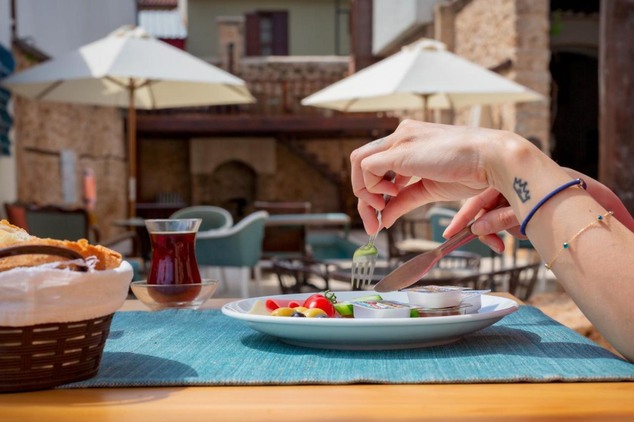Atelya Art Hotel Antalya Bagian luar foto