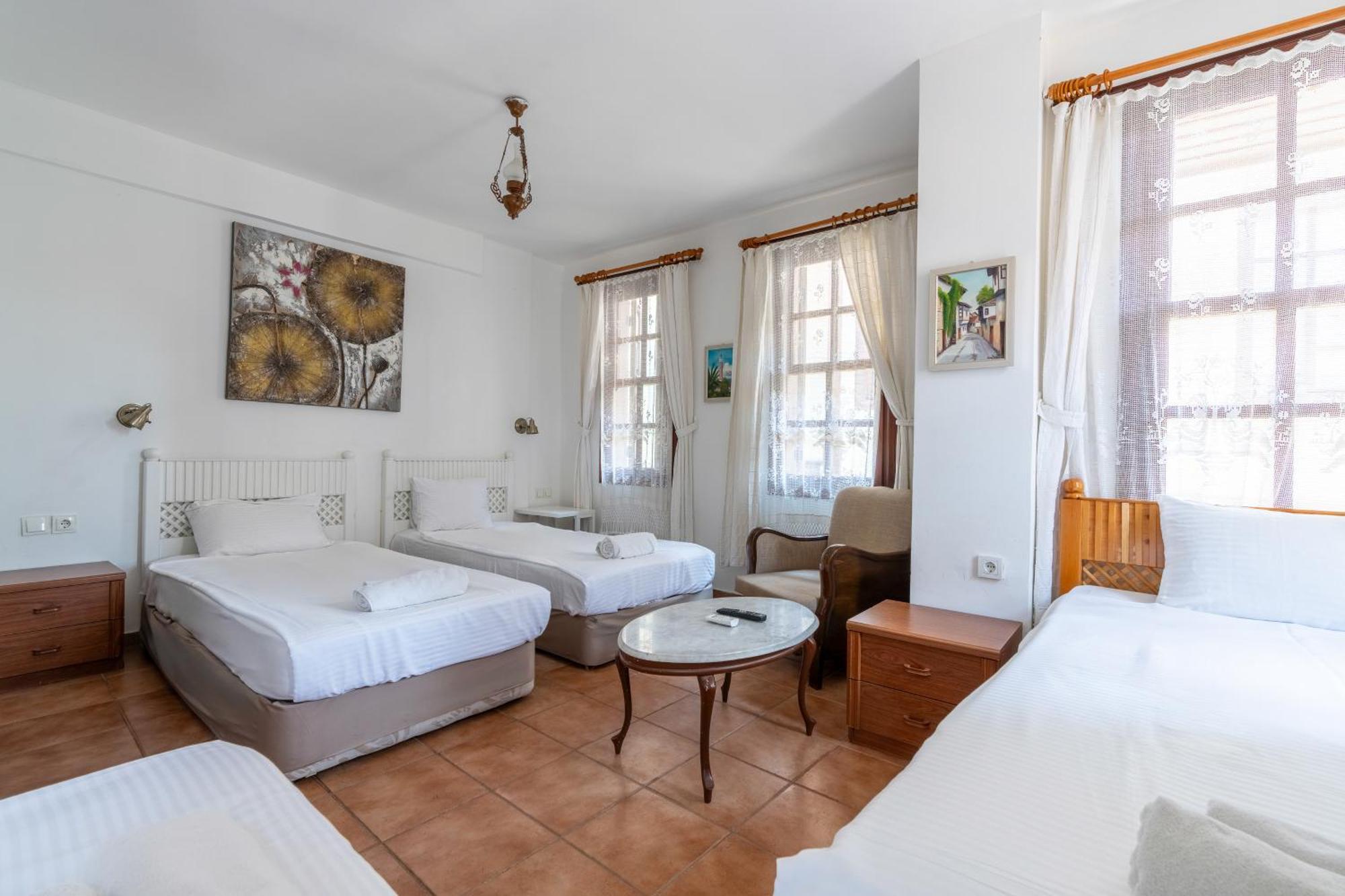 Atelya Art Hotel Antalya Bagian luar foto