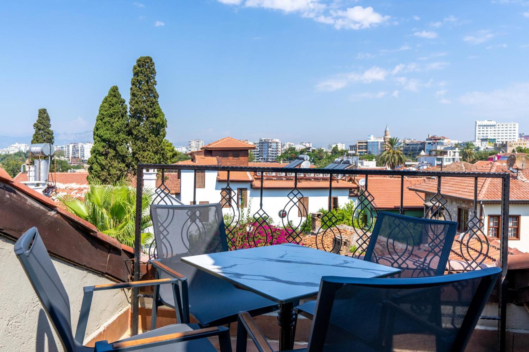 Atelya Art Hotel Antalya Bagian luar foto