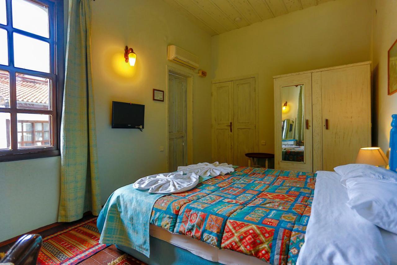 Atelya Art Hotel Antalya Bagian luar foto